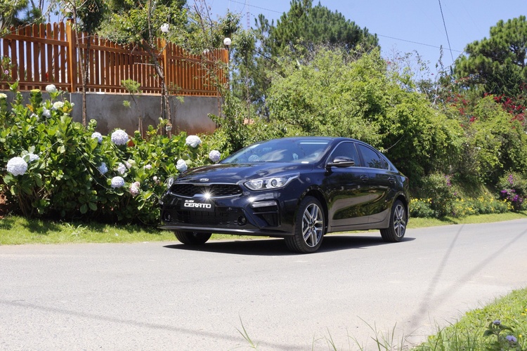 Kia-cerato-2.0